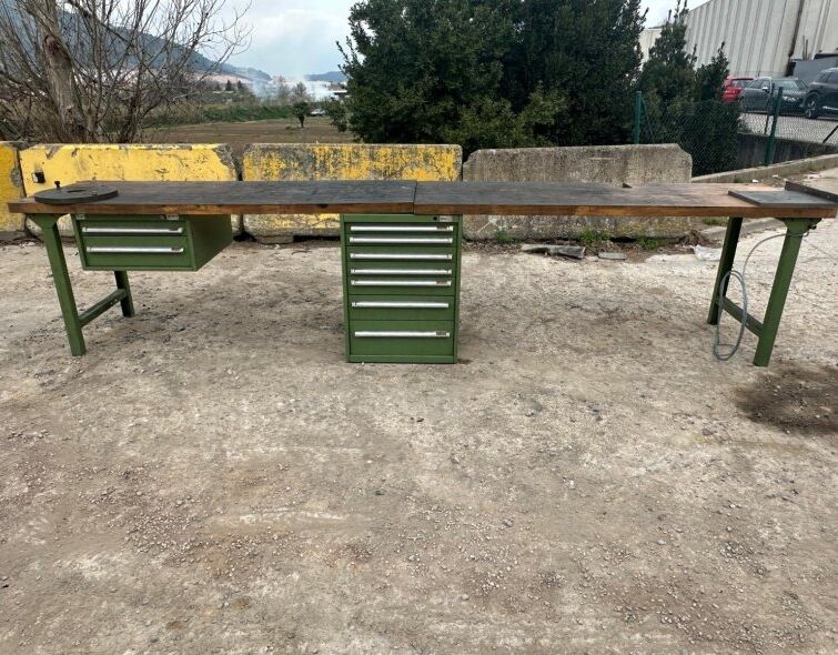 - LOT OF METAL WORK TABLES